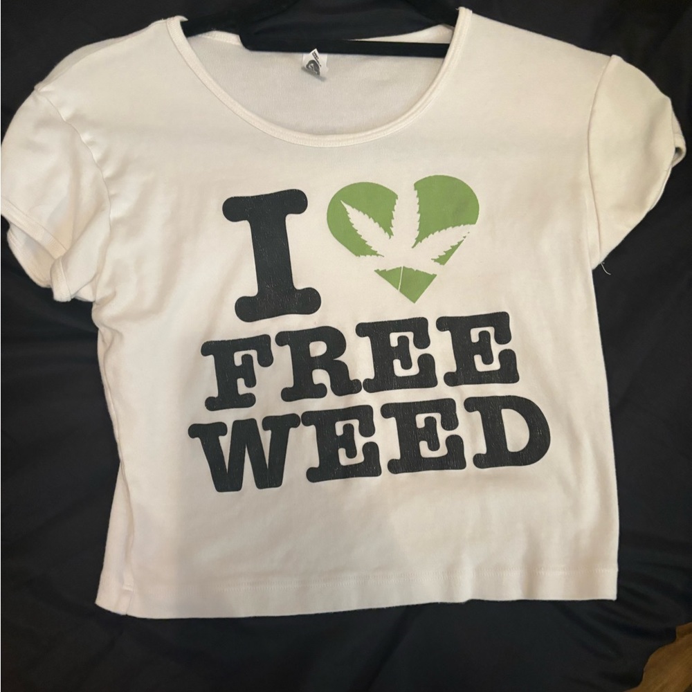 I 💚 free weed baby tee